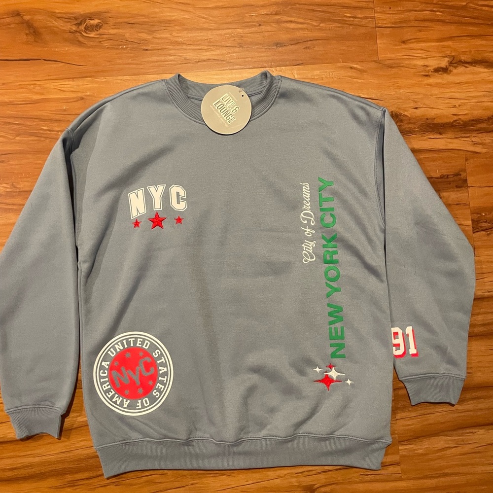 Sweatshirt NYC Themed graphics, Light Blue, unisex, Size S, NWT